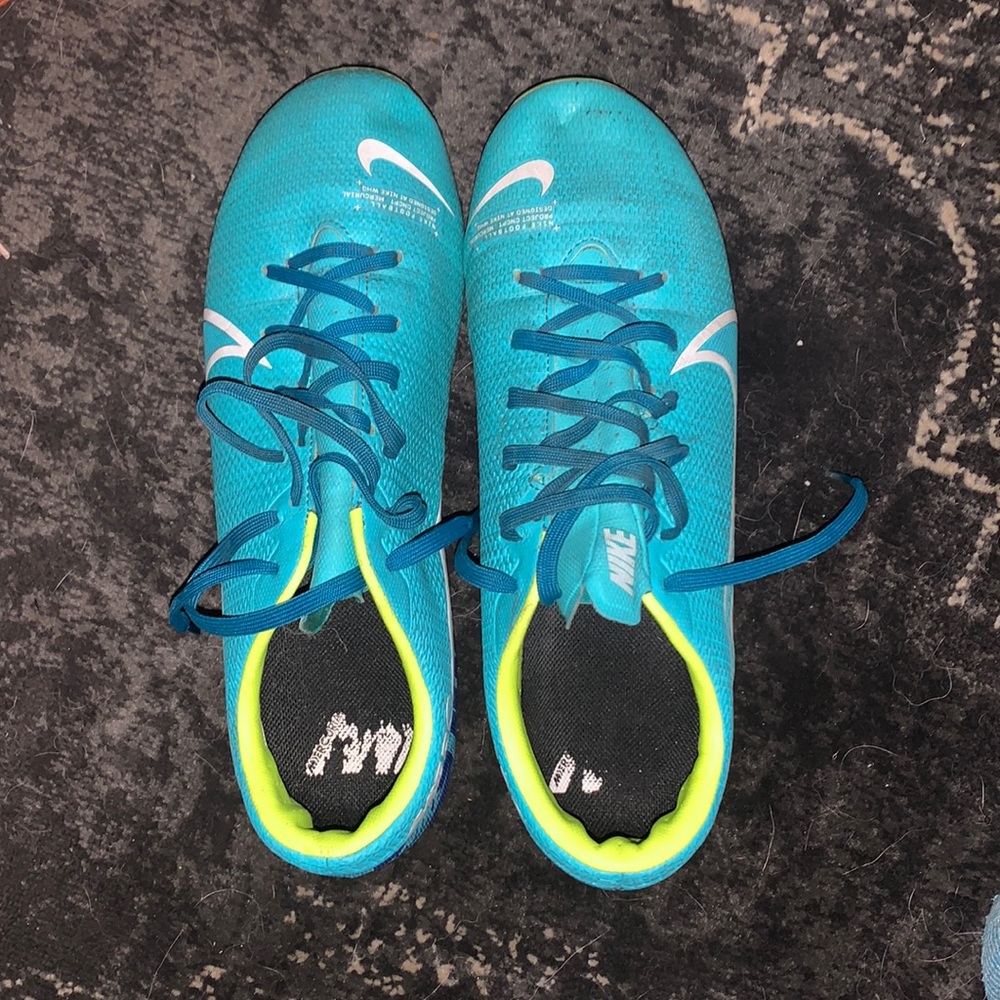 Nike mercurial cleats